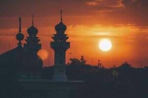 BAGAIMANA CARA KITA MENCINTAI ALLAH DAN RASUL-NYA?